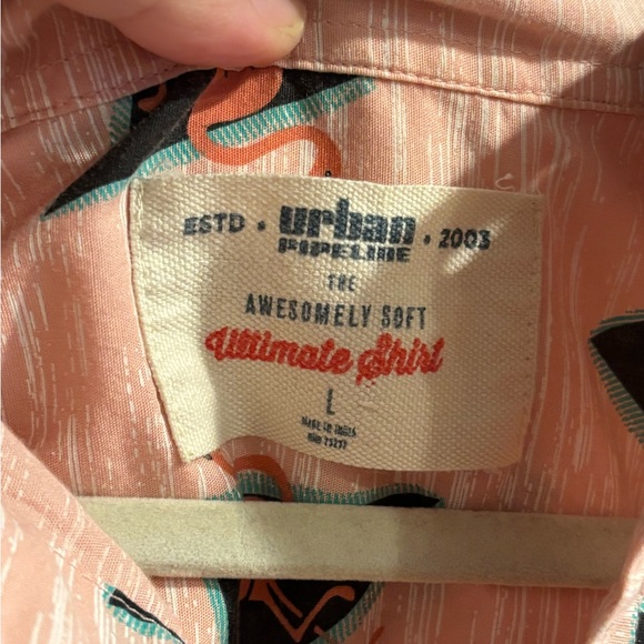 Urban Pipeline Large "Ultimate Shirt" Pink Flamingo & Triangle Print Button Down - Picture 3 of 5